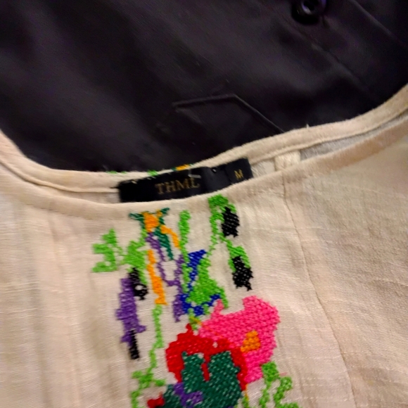 THML Embroidered Floral Blouse - Picture 1 of 4